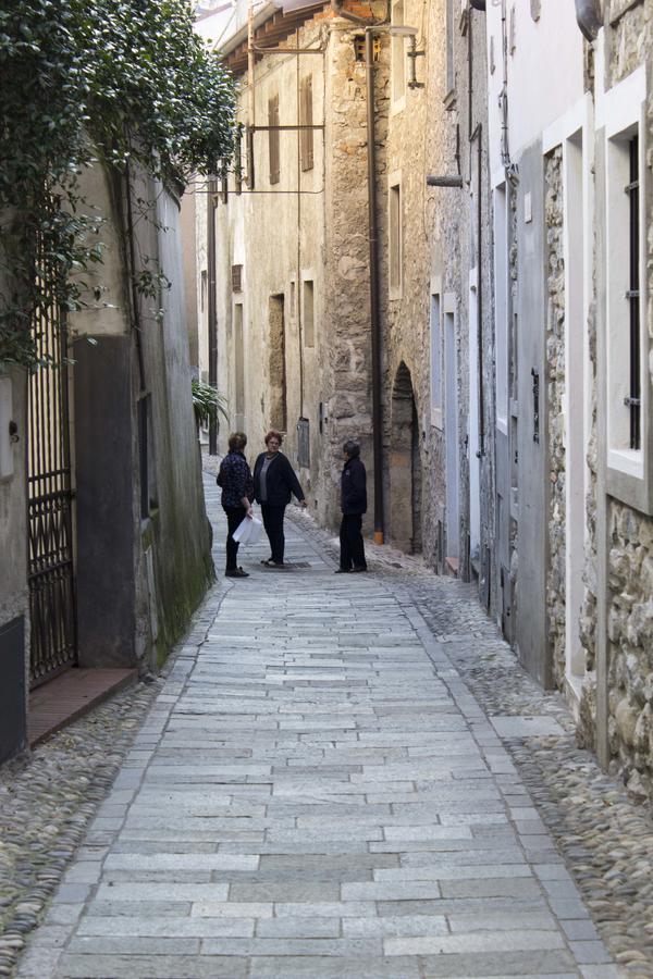 Casa Madali' - Nel Borgo Daire Marone Dış mekan fotoğraf