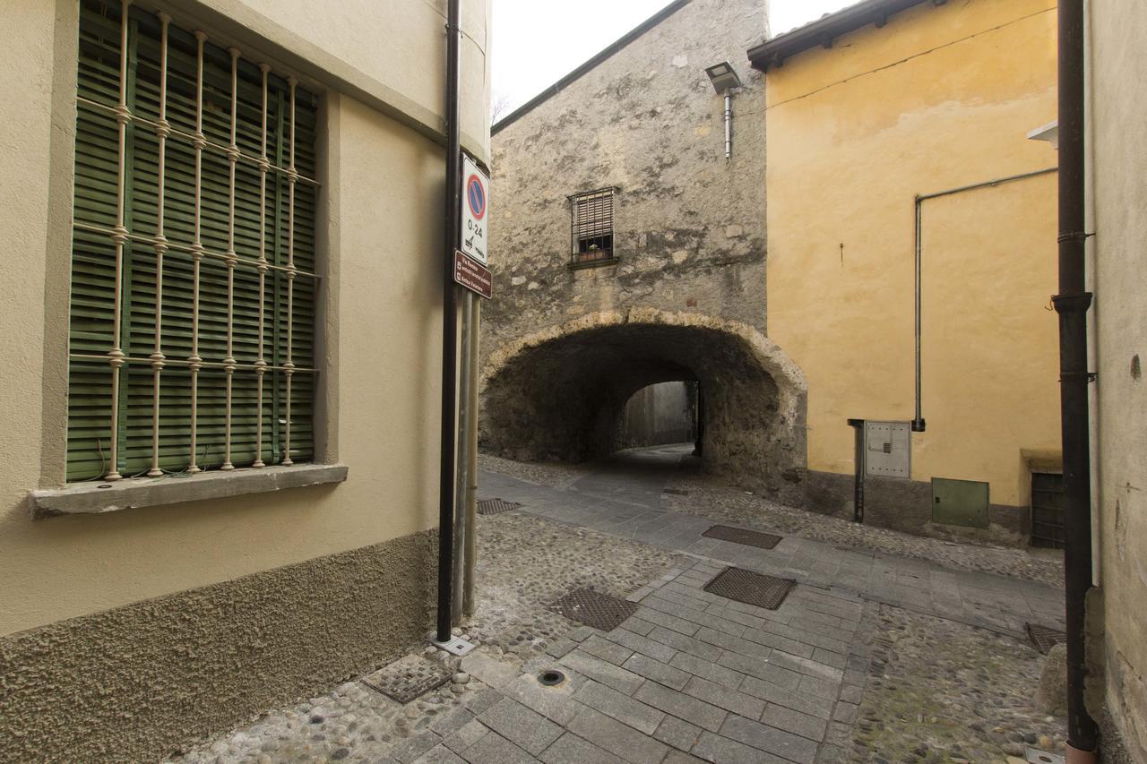 Casa Madali' - Nel Borgo Daire Marone Dış mekan fotoğraf